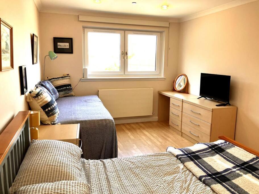 Bright Central Large Cosy Flat セント・アンドルーズ エクステリア 写真