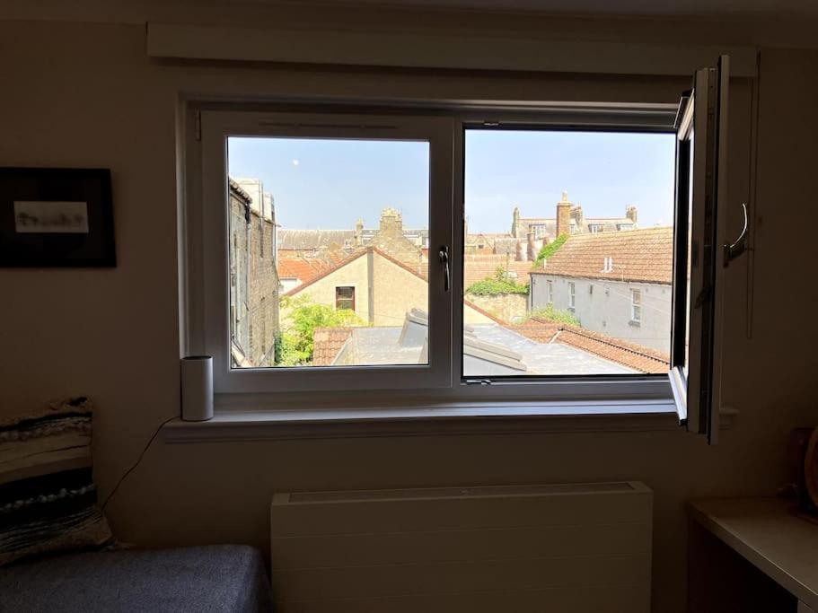 Bright Central Large Cosy Flat セント・アンドルーズ エクステリア 写真