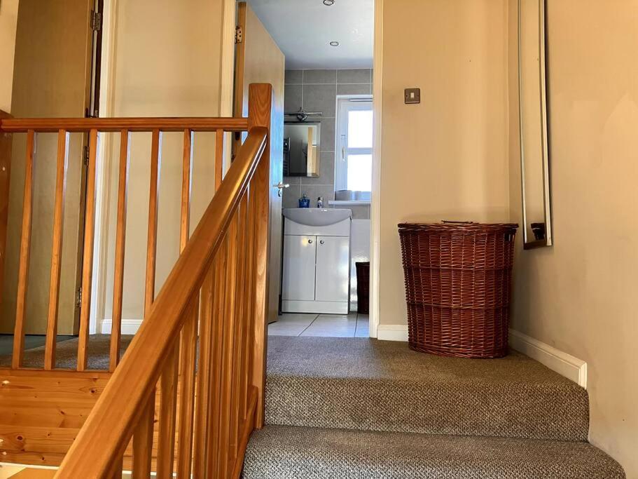 Bright Central Large Cosy Flat セント・アンドルーズ エクステリア 写真
